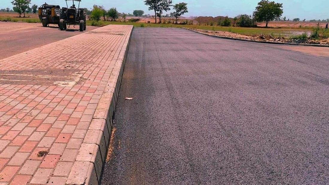 LDA City — freshly carpeted sector roads